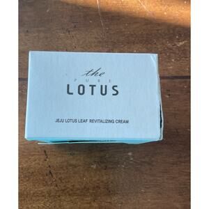 THE PURE LOTUS Jeju Lotus Leaf Revitalizing Cream 50ml NEW